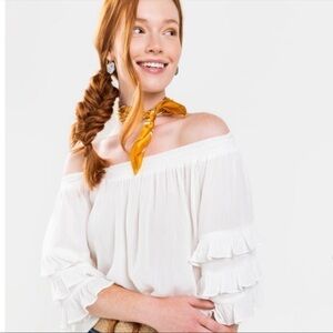• Francesca’s • Mi Ami Ashtin Off The Shoulder Tiered Blouse